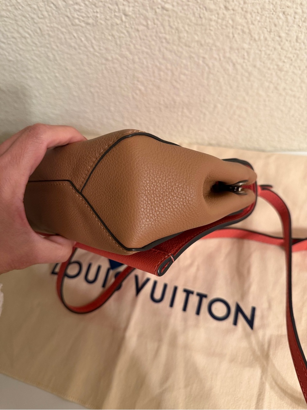 Louis Vuitton Coral Pink and Tan Crossbody Bag - Picture 6 of 11